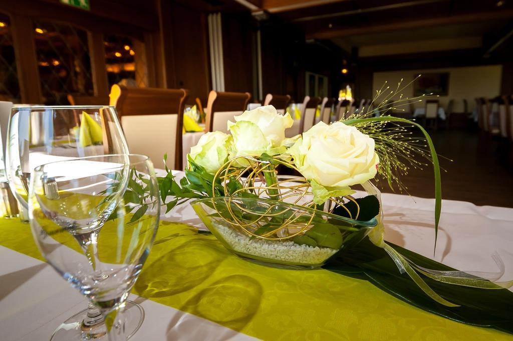 Wohlfuehlhotel Der Jaegerhof Willebadessen ภายนอก รูปภาพ